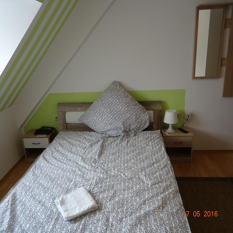 Hotel Einstein Bad Krozingen Exteriör bild
