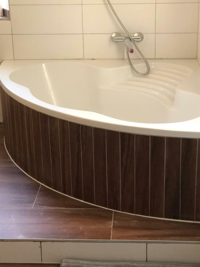 Hotel Einstein Bad Krozingen Exteriör bild